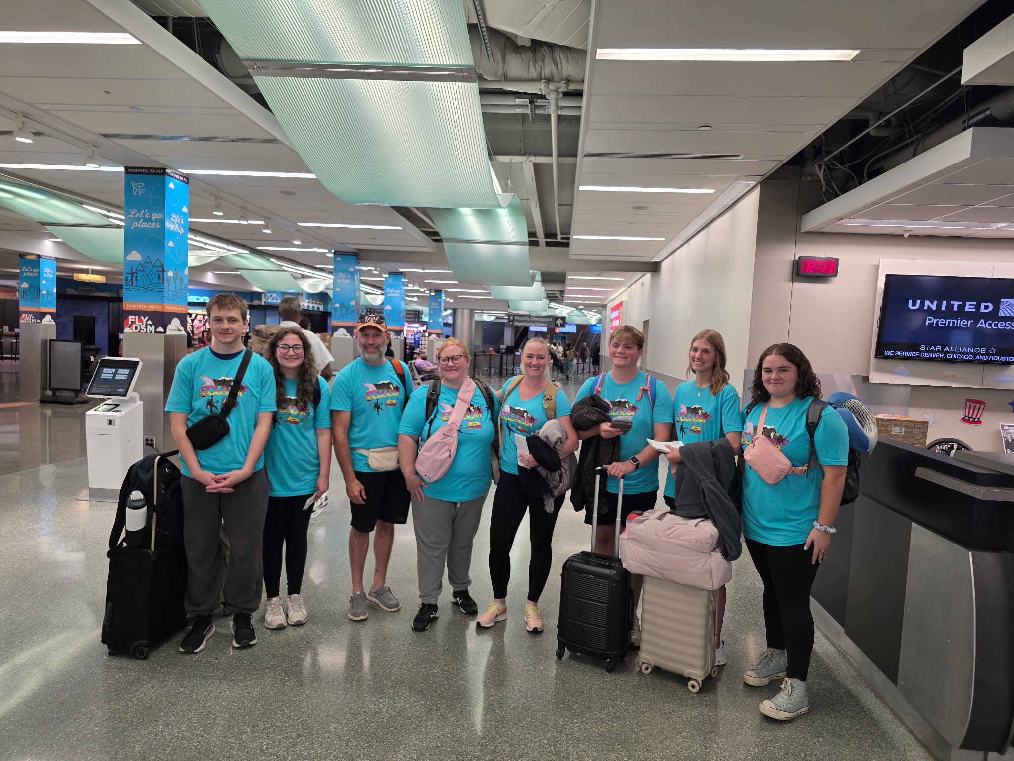 Southeast Valley students visit Ecuador